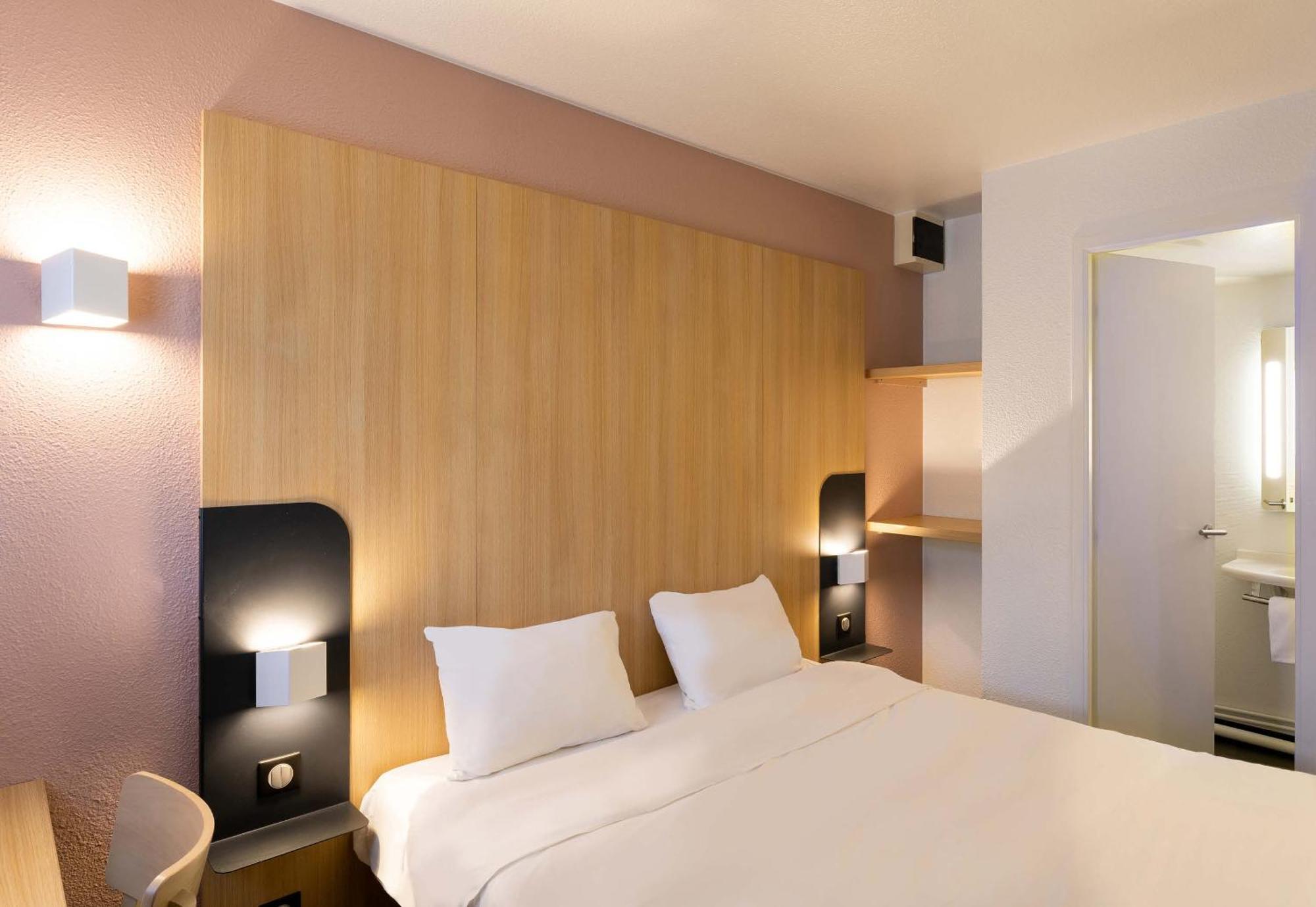 B&B Hotel Lorient Ланестер Экстерьер фото