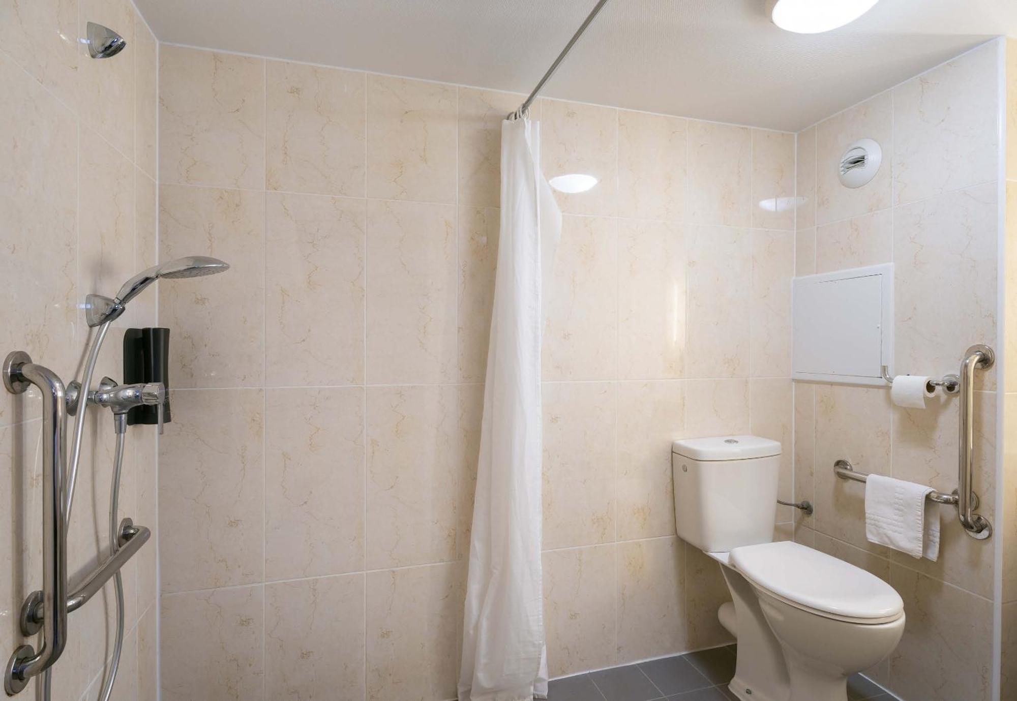 B&B Hotel Lorient Ланестер Экстерьер фото