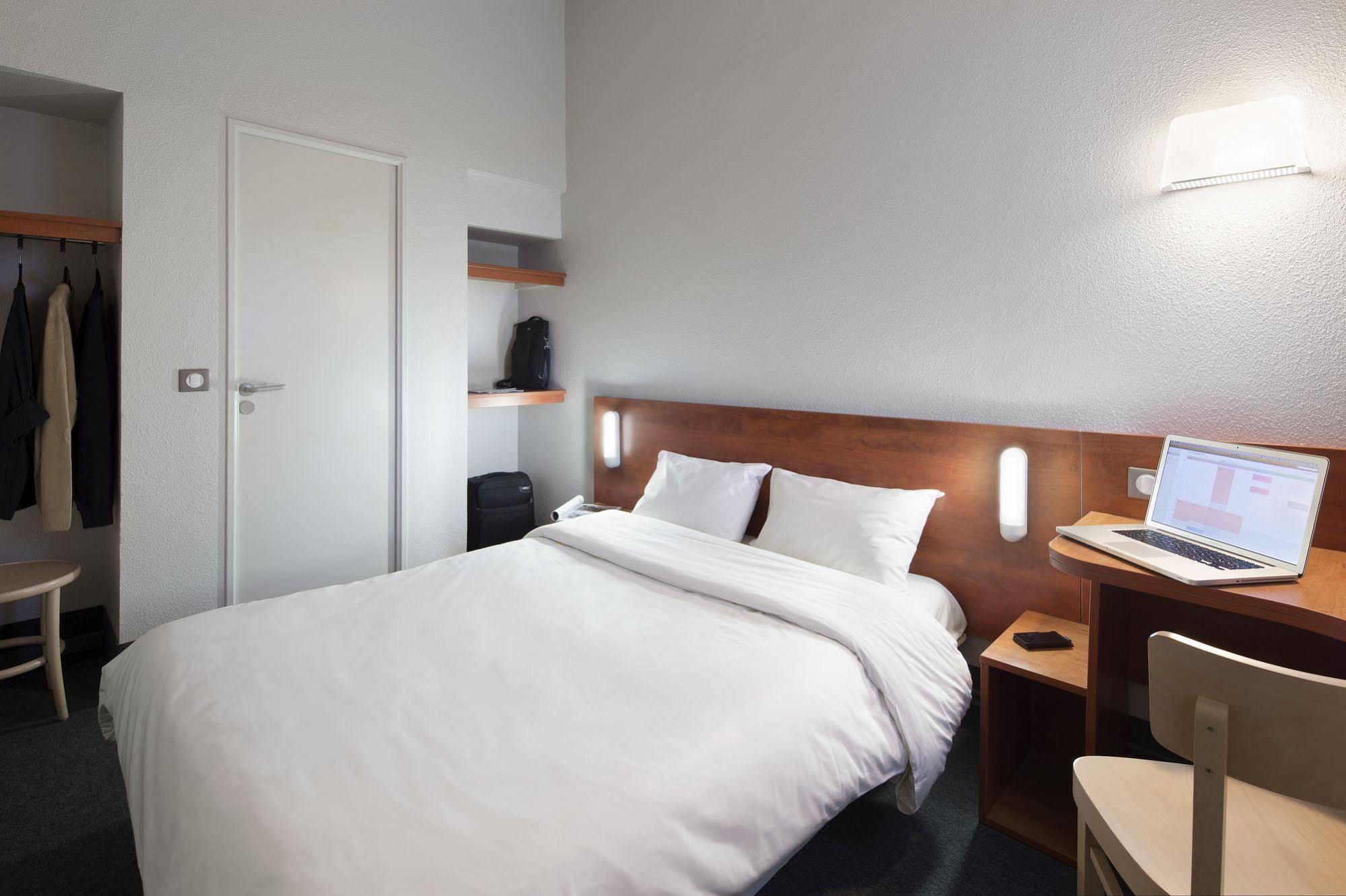 B&B Hotel Lorient Ланестер Экстерьер фото