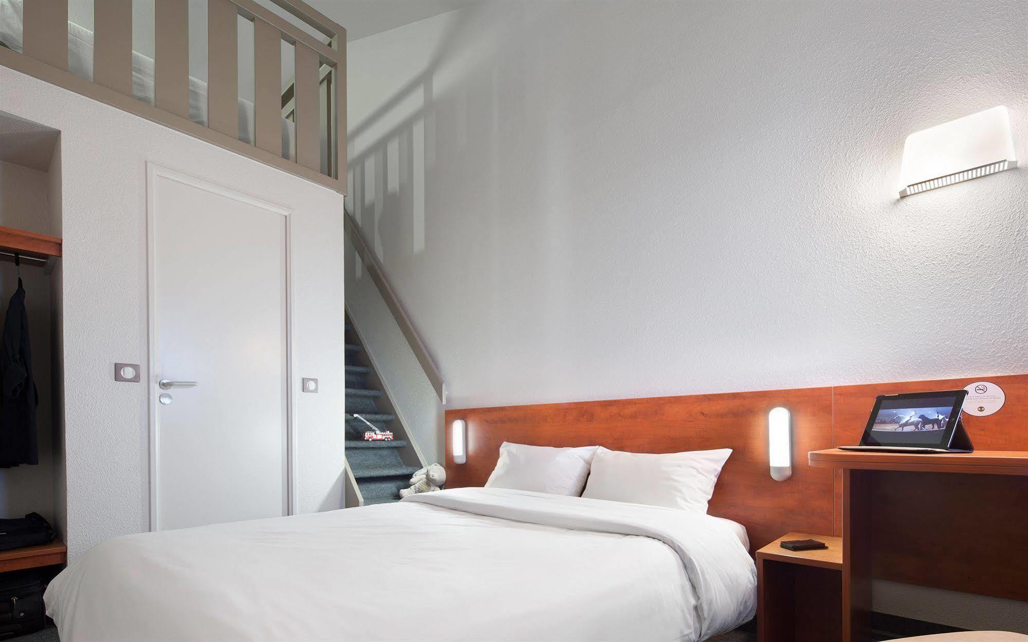 B&B Hotel Lorient Ланестер Экстерьер фото
